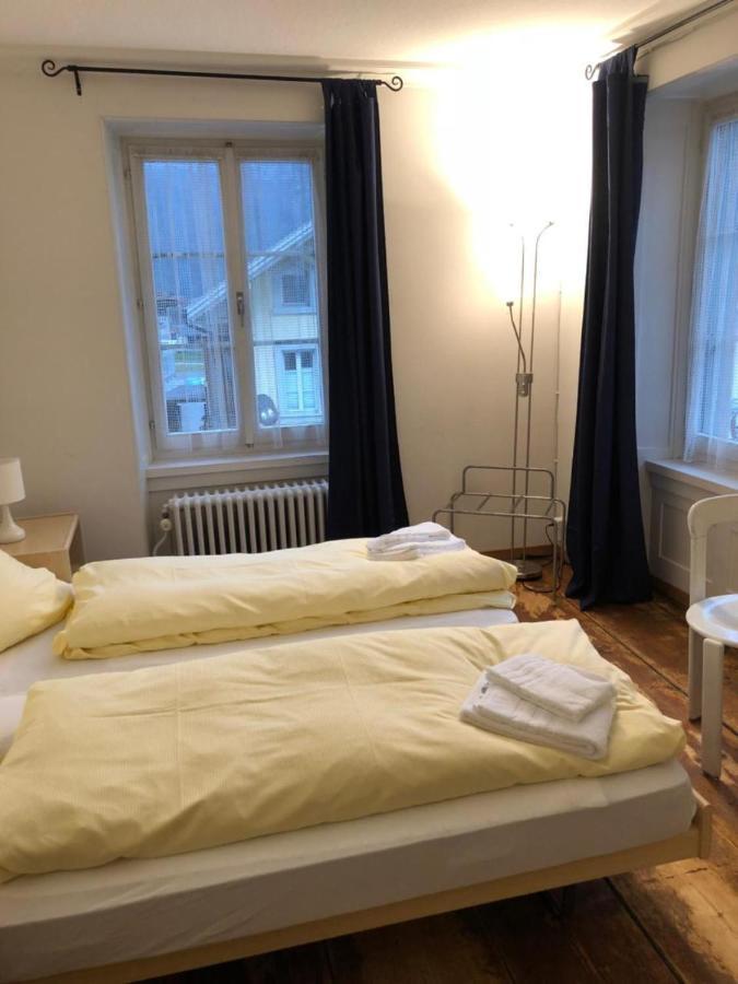 Hotel Rebstock Meiringen Bagian luar foto