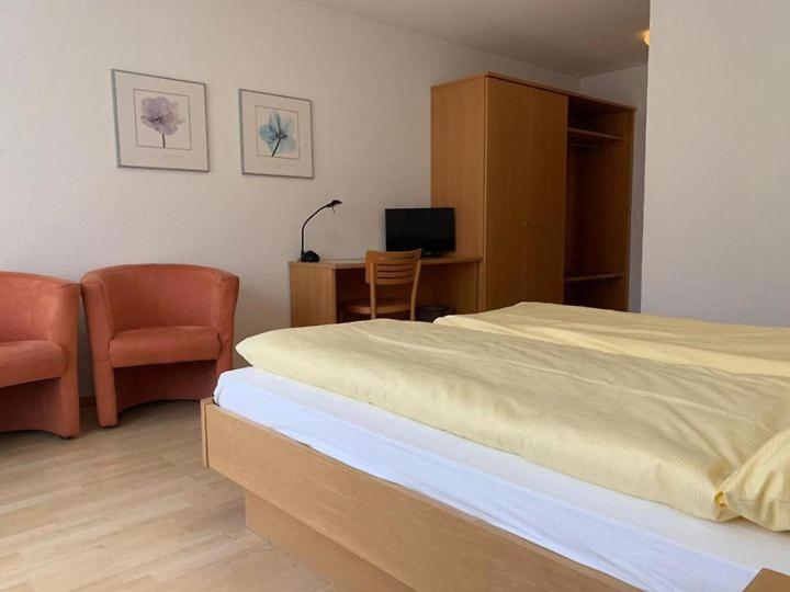 Hotel Rebstock Meiringen Bagian luar foto